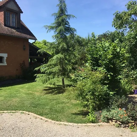 La Suzannerie Bed & Breakfast