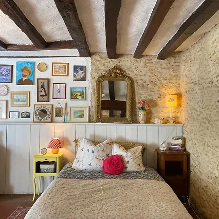 La Suzannerie Alojamento de Acomodação e Pequeno-almoço 3*