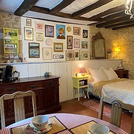 La Suzannerie Bed & Breakfast 3*