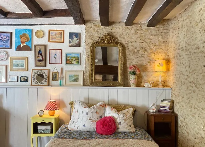 La Suzannerie Alojamento de Acomodação e Pequeno-almoço 3*